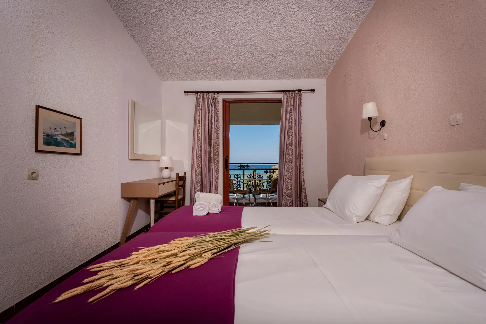 Tiara Holidays - Iliessa Beach Hotel - Classic Double Room Partial Sea View - bedroom